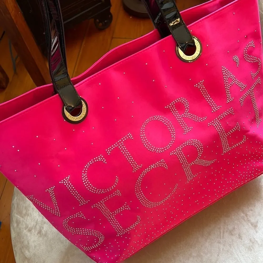 Victoria’s Secret EUC #barbiecore Pink Satin Tote Weekender Beach Bag EUC